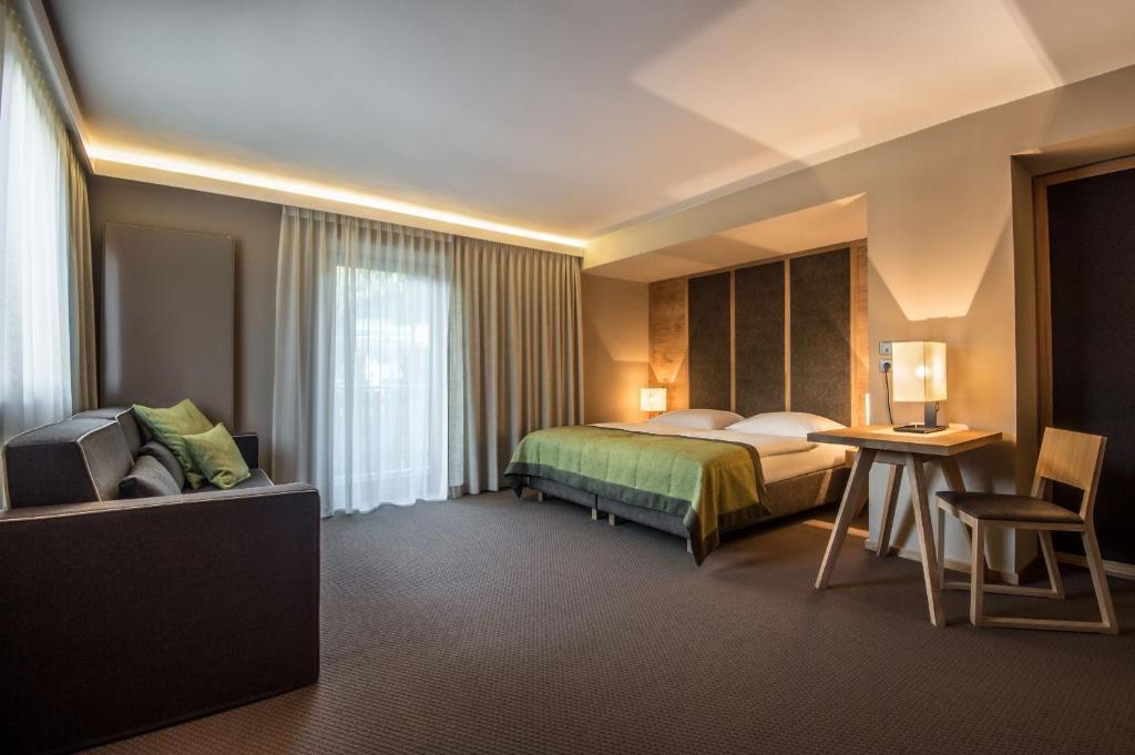 Hotel Arlara Corvara In Badia Room photo